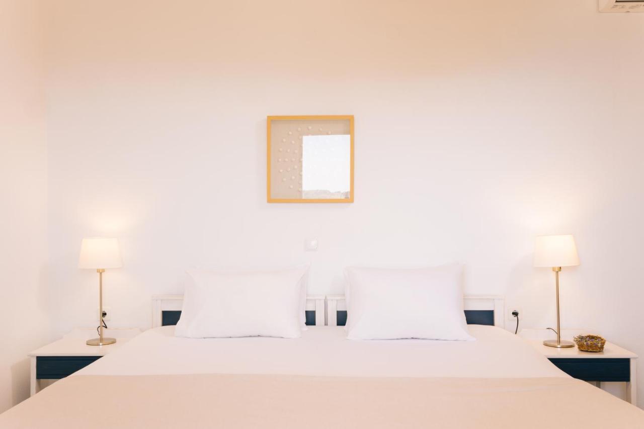 Villa Stella Suites プラキアス エクステリア 写真