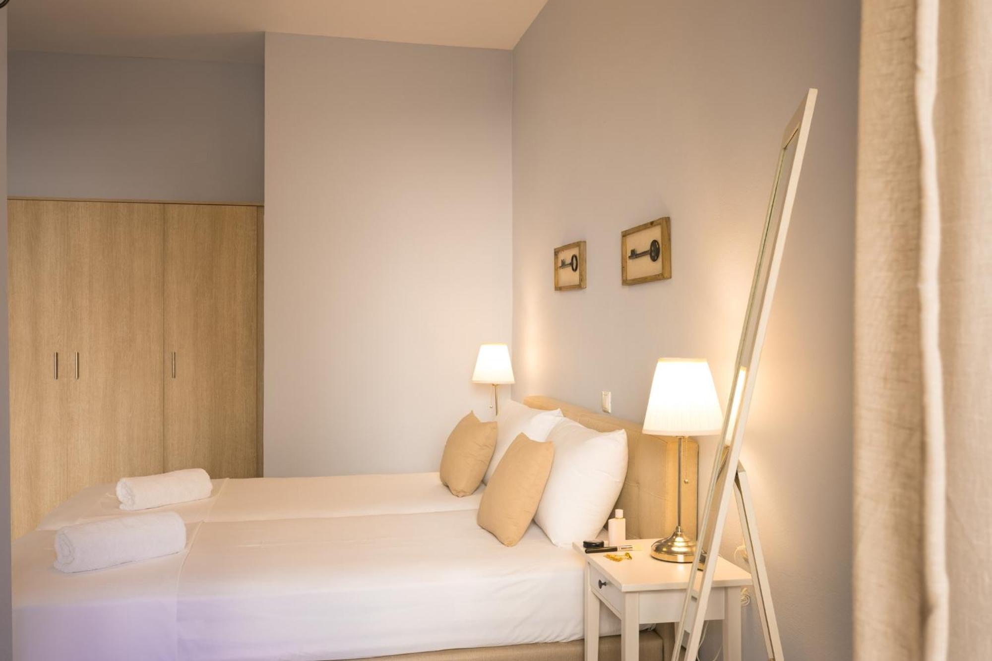 Villa Stella Suites プラキアス エクステリア 写真